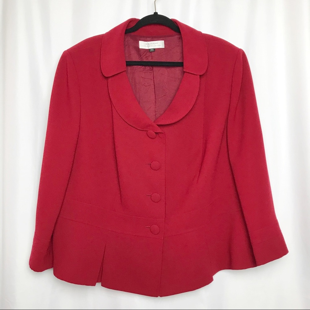 Tahari (Arthur S. Levine) Statement Red Jacket